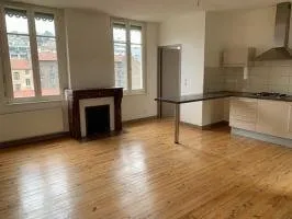 Appartement 2 pièces 81 m²