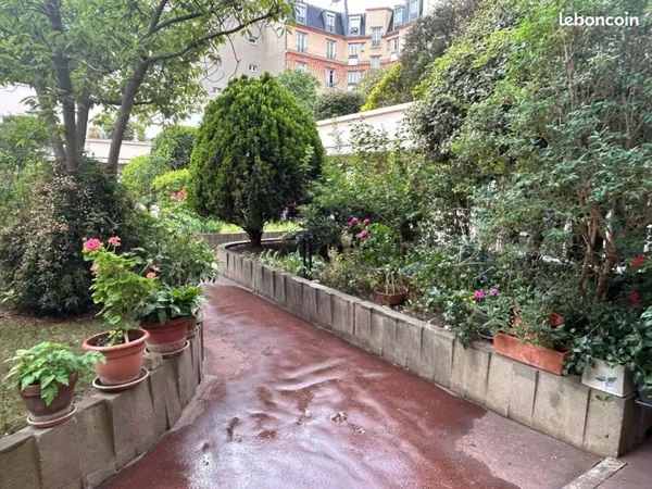 Studio 1 pièce 38 m²