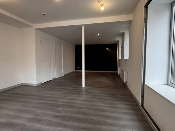 Local commercial 1 pièce 36 m²