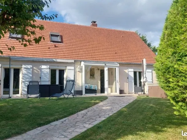 Maison 3 chambres sur Sous sol total