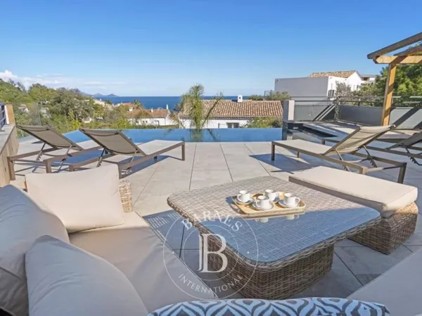 LOCATION SAISONNIÈRE - LES ISSAMBRES - VILLA MODERNE VUE MER - 5