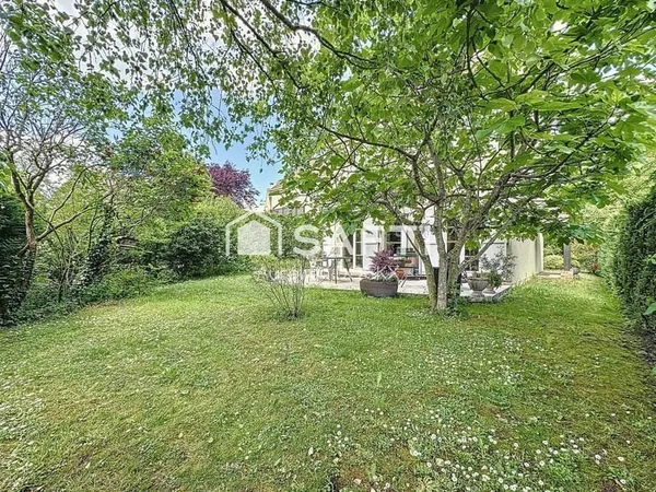 Maison 5 pièces 110 m²