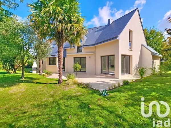 Maison 9 pièces 197 m²