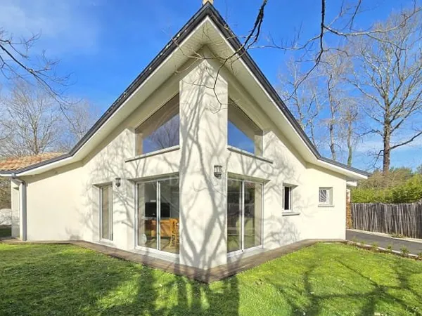 Maison 4 pièces 142 m²