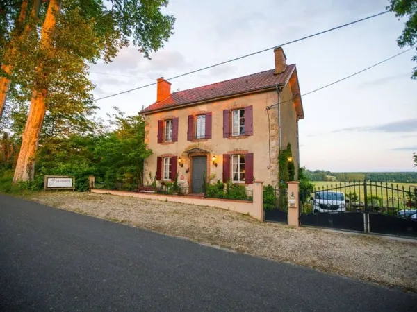 Villa 3 pièces 210 m²