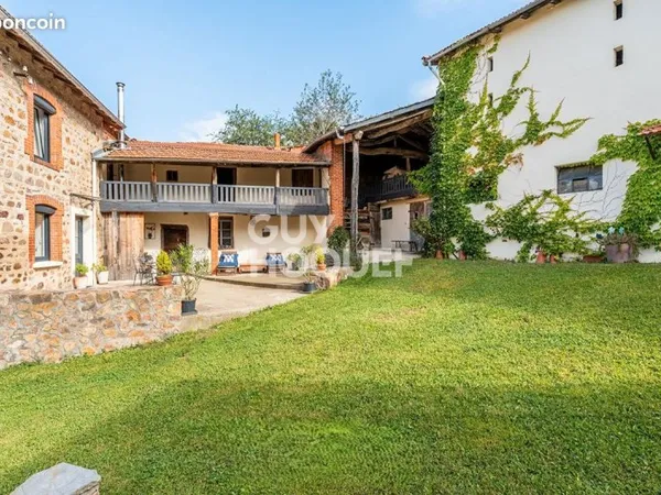 Propriété 6 pièces 116 m²