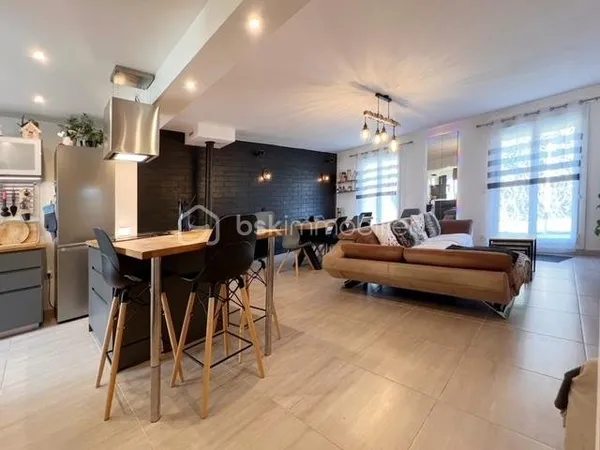 Maison 6 pièces 110 m²
