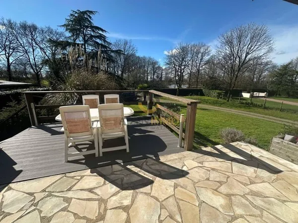 Pavillon 5 chambres à 5 minutes de Bressuire