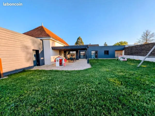 Maison 175m² rénovée Saint Rémy en rollat