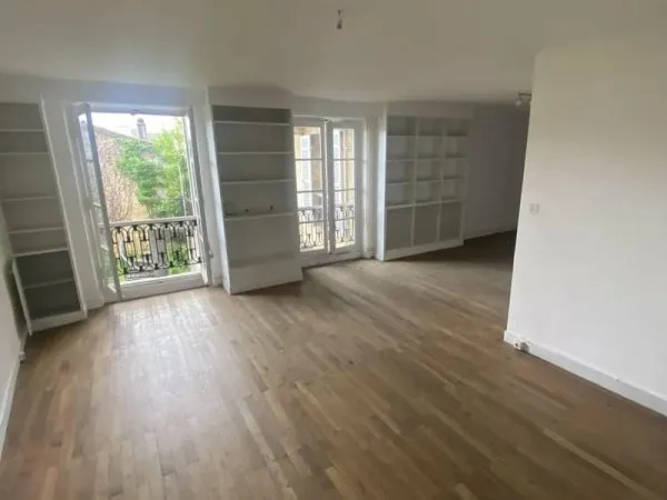 Grand Appartement à rénover centre ville