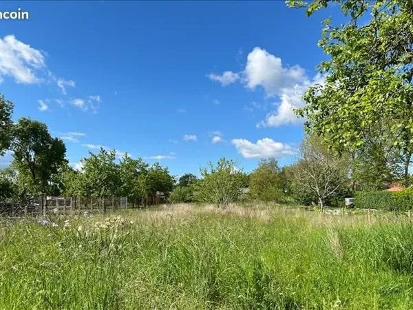 Terrain 813 m² Surgeres