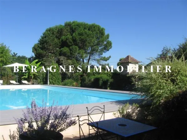LONGERE DU 18o 5 CHAMBRES PISCINE PARC CLOS 14 000 M2