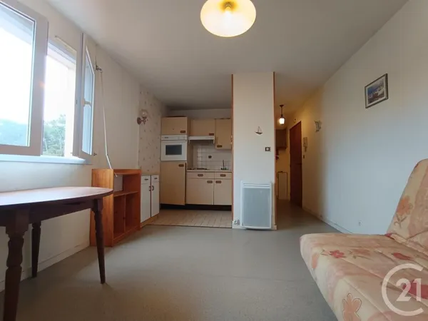 Studio 1 pièce 21 m²