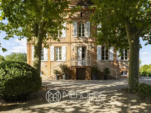 Elegante Maison De Maitre Dans Un Parc Clos De 2 Ha