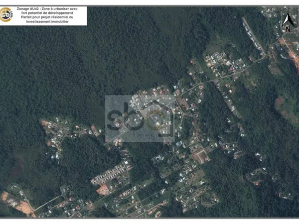 Terrain 14000 m²