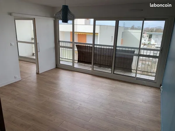 Appartement T3 69m2 lumineux 4e étages