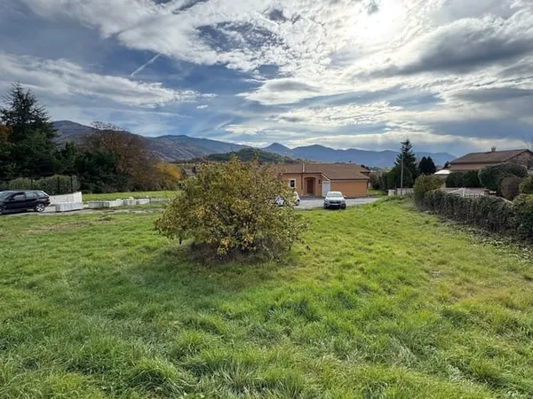 Terrain 855 m²