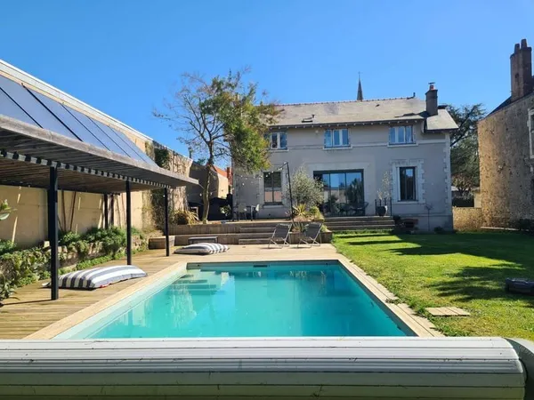 Maison 7 pièces 180 m²
