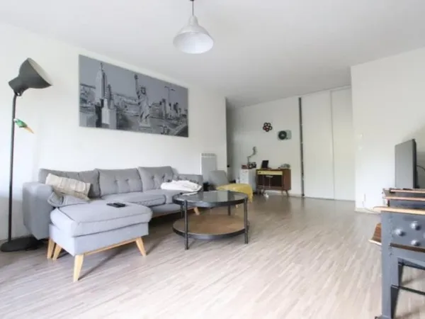 MEYTHET T4 NEUF DE 80M2 donnant sur terrasse de 30m2