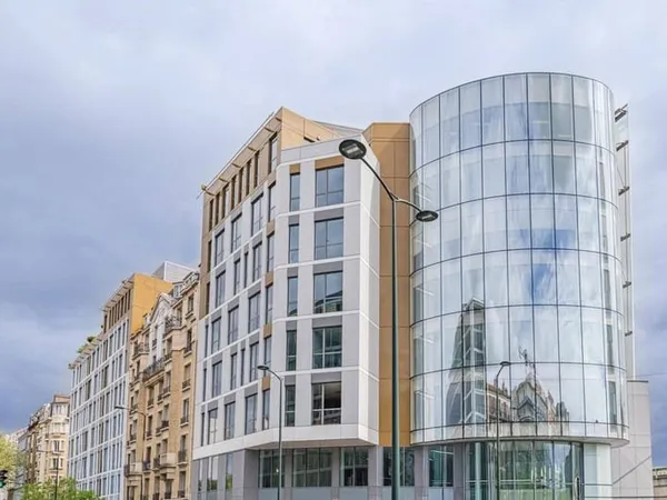 Bureaux 877 m²
