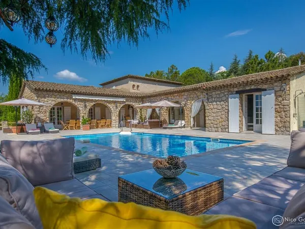 Spacieuse villa familiale ou chambre d'hôtes
