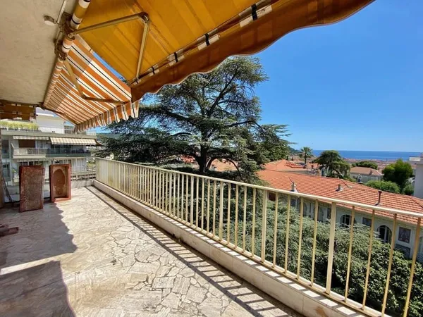 Cimiez vente appartement 3 pièces terrasse vue mer