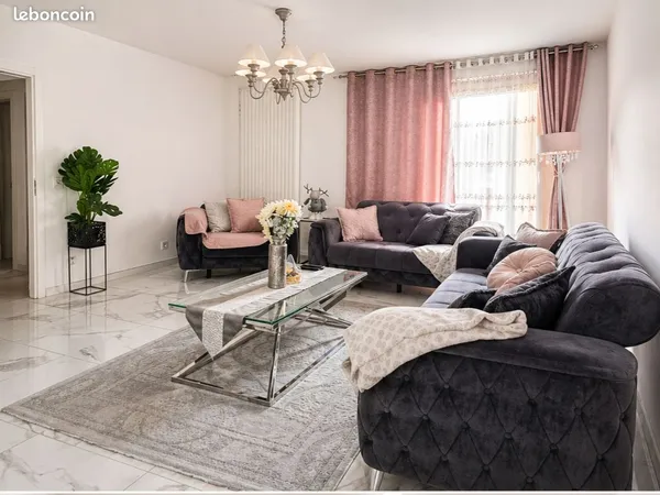Appartement T4 - 82 m² - Aix-en-Provence Prix 260 000 euros
