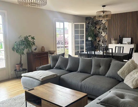 Maison 8 pièces 165 m²