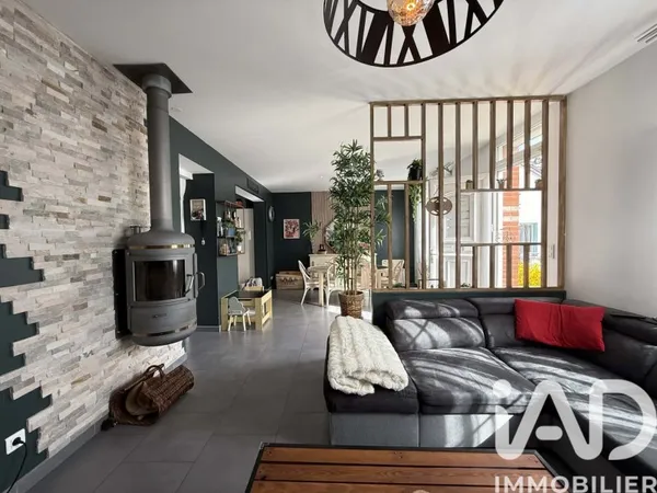Maison 7 pièces 138 m²