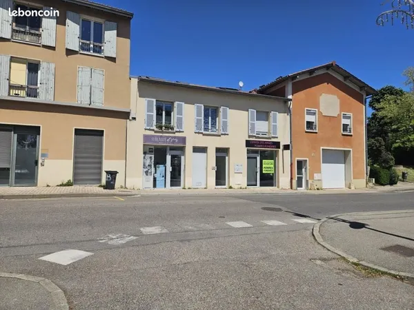 Commerce 92 m²