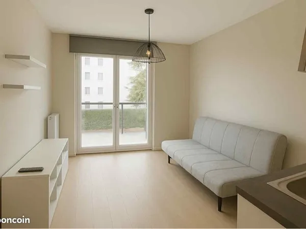 Studio étudiant équipé (proche Cézeaux, fac médecine)