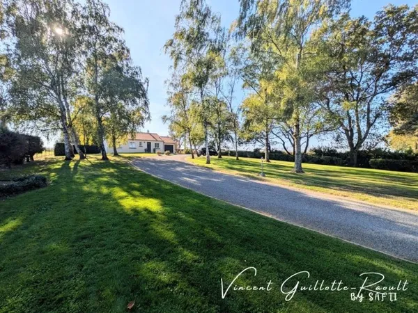 Maison 4P- garage-double ateliers-abri Camping-Car-2 833 m²