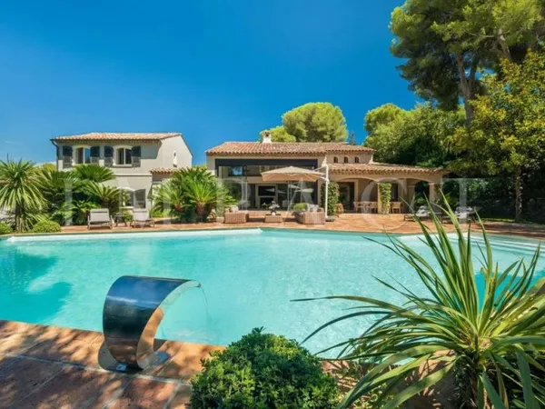 villa d'exception a mougins - 430 m²
