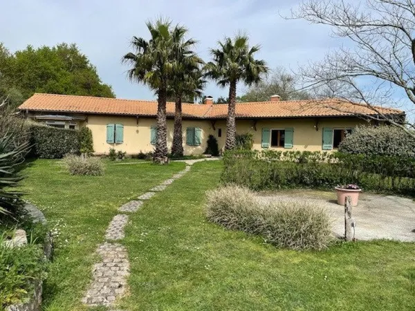Maison 167m²,7pieces, 4 chs, ter 2827m2