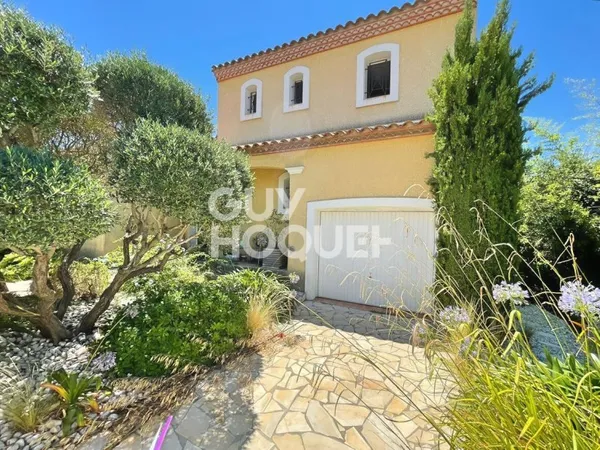 Maison à vendre à Canohès, 4 faces, 5 pièces, 3 chambres, garage, piscine, dépendance