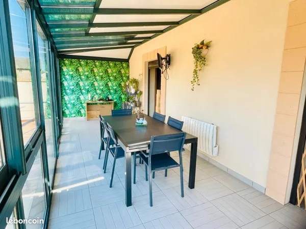 Maison Individuelle - 6 Pièces - 145 m2