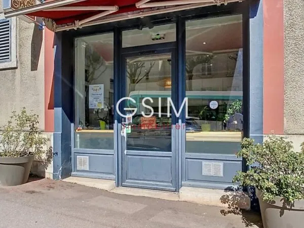 Local 28 m²