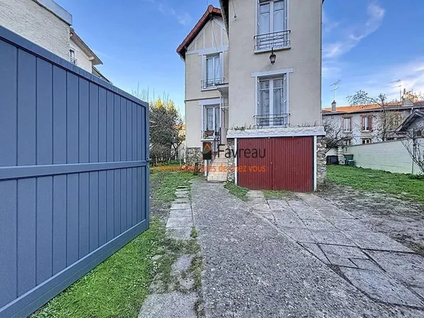 Maison 5 pièces 73 m2 + garage + dépendance de 20m² - Vitry-sur-seine Centre Gare