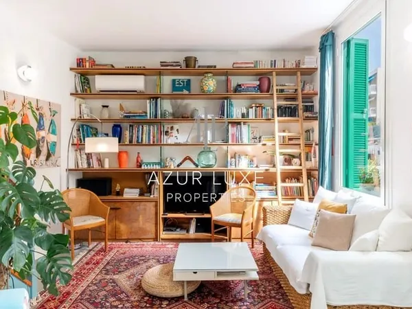 NICE/Bas-Cimiez Maison de Ville 126m2 avec Terrasse, Jardin et Parking