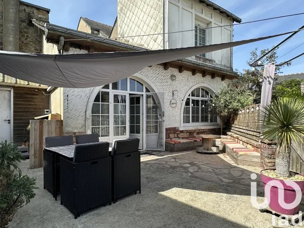 Maison 6 pièces 166 m²