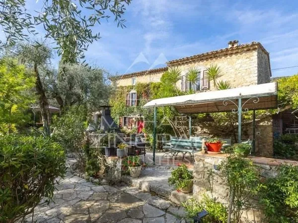 Maison 7 pièces 160 m²