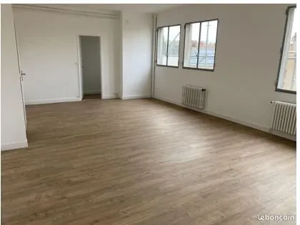 Local bureaux 86 m²