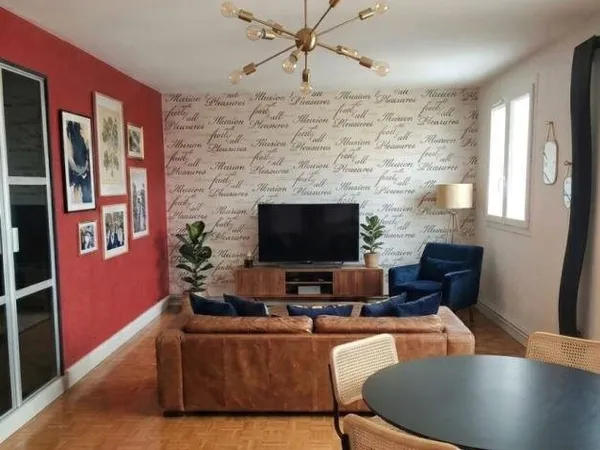 Tours Gare - Bel appartement T3 avec garage privé, cave et jardin commun