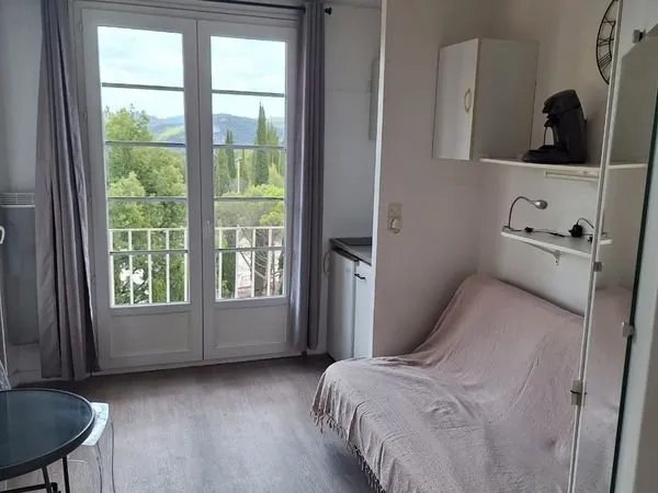 Studio meublé