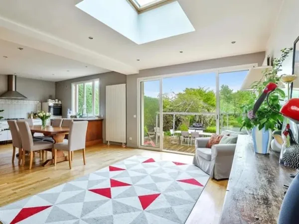 Maison 7 pièces 200 m²