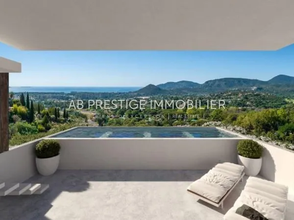 MANDELIEU LA NAPOULE : villa 4 pièces (122 m² Carrez) à vendre