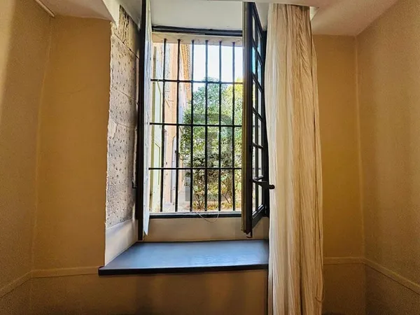 Commerce Vente Carcassonne 3p 110m² 153000€