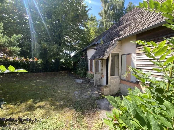 MAISON À RÉNOVER
