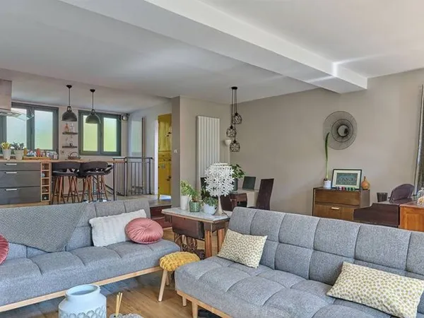 Maison 6 pièces 195 m²