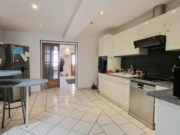 SORCY ST MARTIN - F3 avec garage et jardin